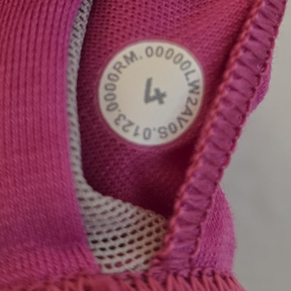 Lululemon Energy Longline Bra - Size 4 - Pink - Picture 5 of 6